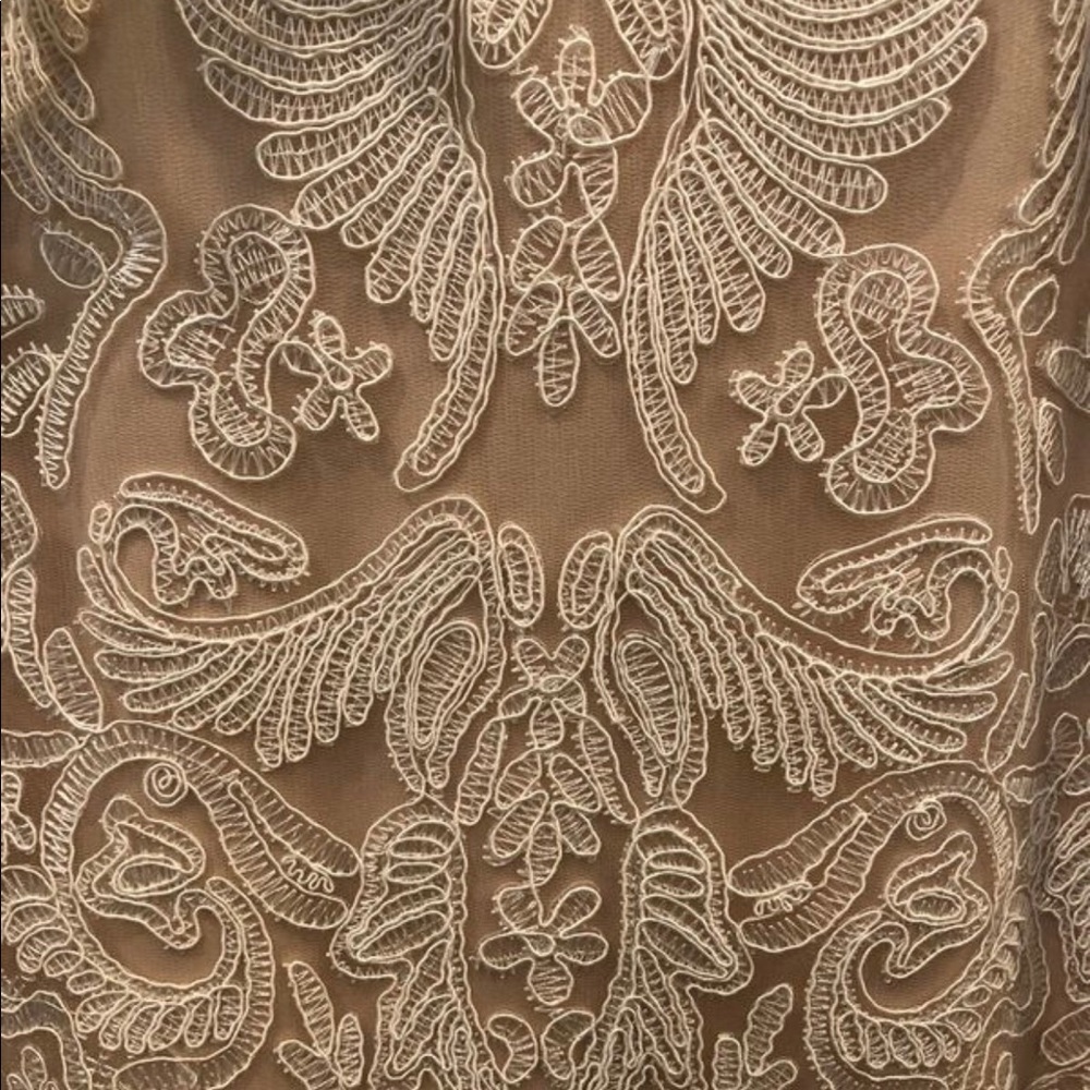 Dress - Picture 4 of 6